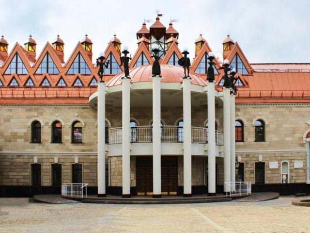 Воронежский государственный театр кукол «Шут»